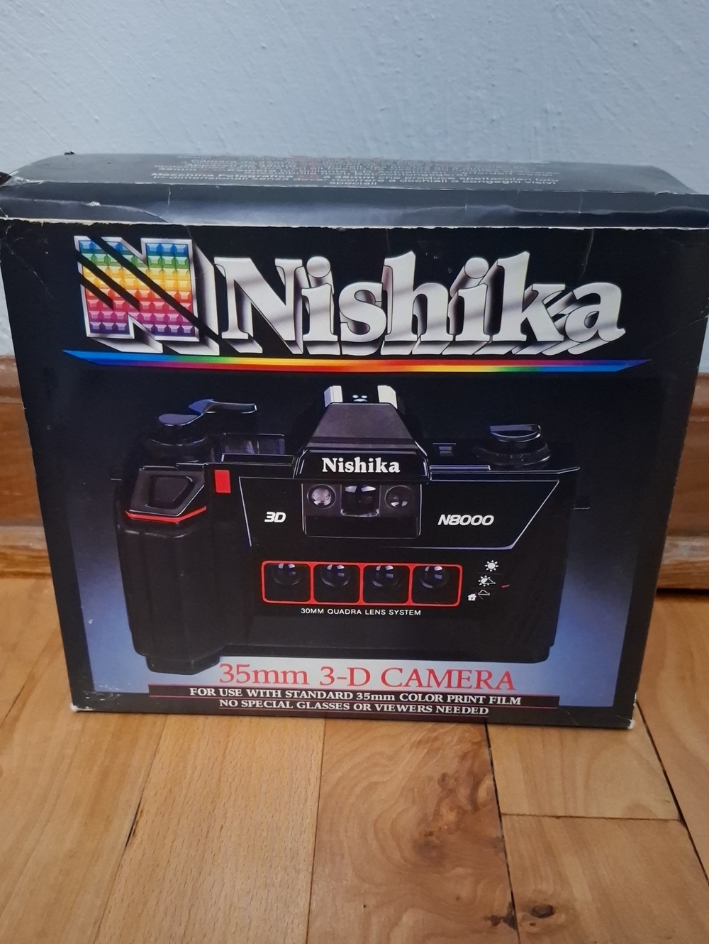Nishika N8000 35mm 3-D Camera Box - Black with Red Accents